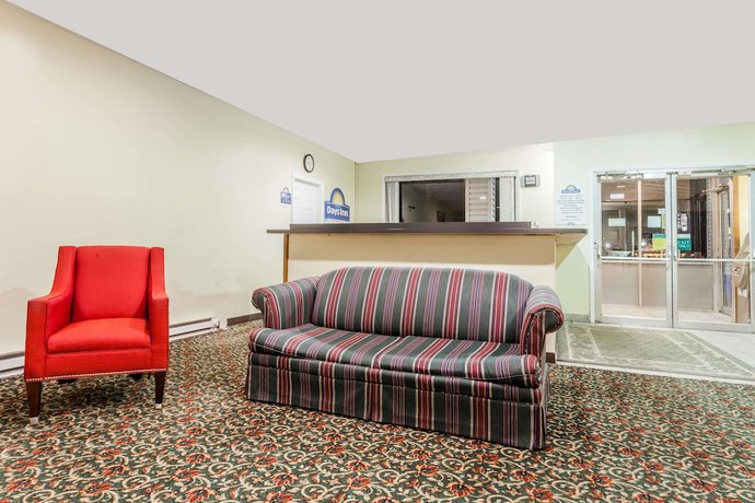Imagen de los interiores del Hotel Days Inn By Wyndham Seymour. Foto 12
