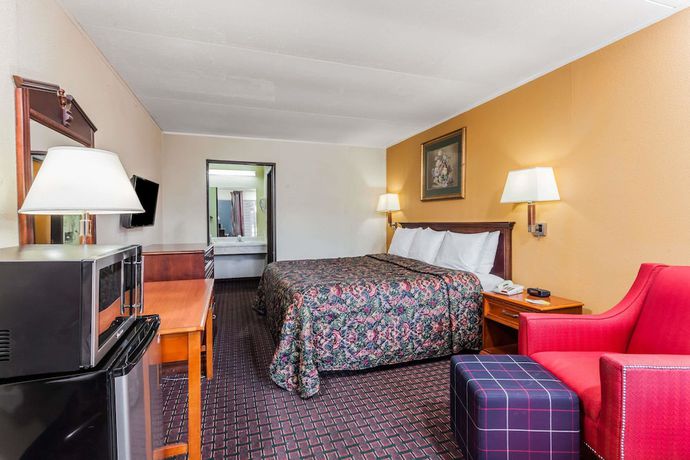 Imagen de la habitación del Hotel Days Inn By Wyndham Seymour. Foto 7