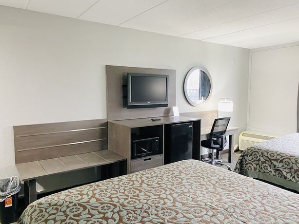 Imagen de la habitación del Hotel Days Inn By Wyndham Sharonville. Foto 8