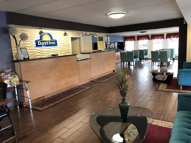 Imagen de los interiores del Hotel Days Inn By Wyndham Sharonville. Foto 17