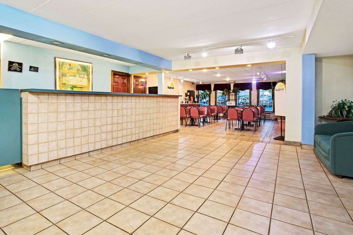 Imagen de los interiores del Hotel Days Inn By Wyndham Sharonville. Foto 19