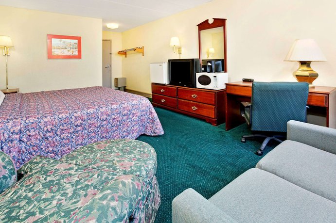 Imagen de la habitación del Hotel Days Inn By Wyndham Sharonville. Foto 13