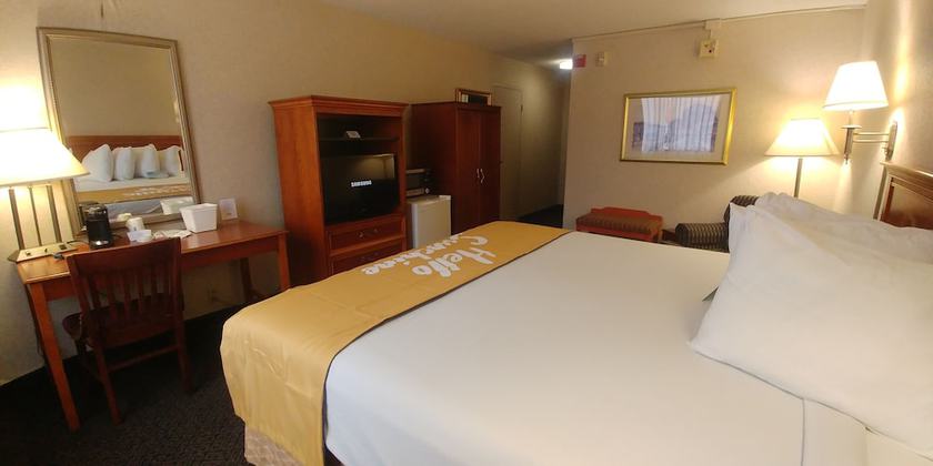 Imagen de la habitación del Hotel Days Inn By Wyndham Sidney Oh. Foto 4