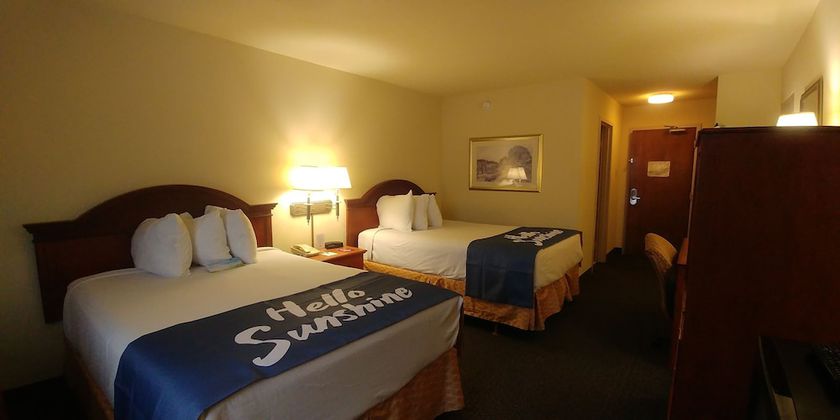 Imagen de la habitación del Hotel Days Inn By Wyndham Sidney Oh. Foto 6