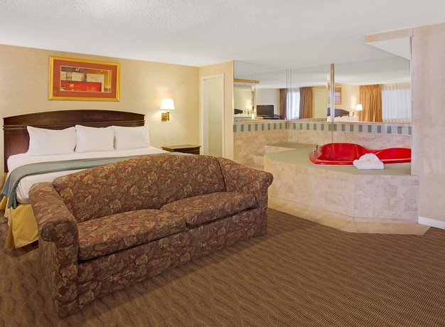 Imagen de la habitación del Hotel Days Inn By Wyndham Silver Spring. Foto 12