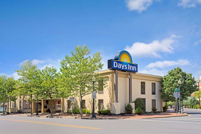 Imagen general del Hotel Days Inn By Wyndham Silver Spring. Foto 2