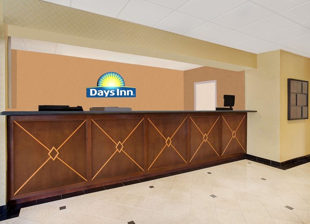 Imagen de los interiores del Hotel Days Inn By Wyndham Silver Spring. Foto 17