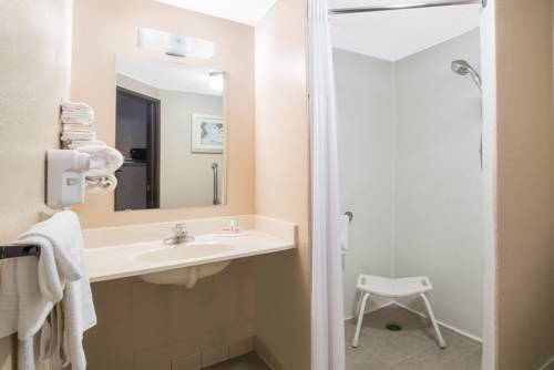 Imagen de la habitación del Hotel Days Inn By Wyndham Sioux Falls Airport. Foto 5
