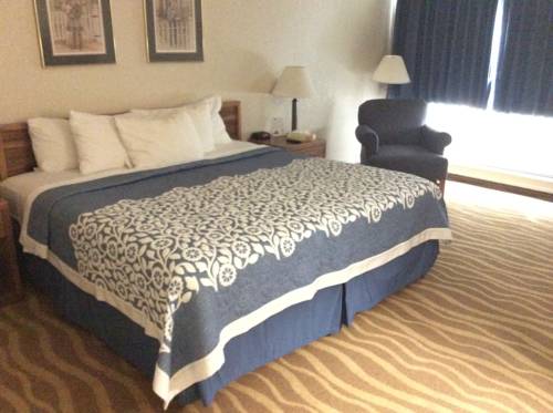 Imagen de la habitación del Hotel Days Inn By Wyndham Sioux Falls Airport. Foto 10