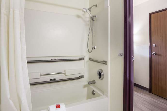 Imagen de la habitación del Hotel Days Inn By Wyndham Somerset Pa I-70 I-76. Foto 6
