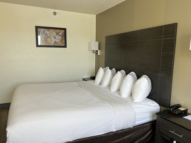 Imagen de la habitación del Hotel Days Inn By Wyndham Somerset Pa I-70 I-76. Foto 11