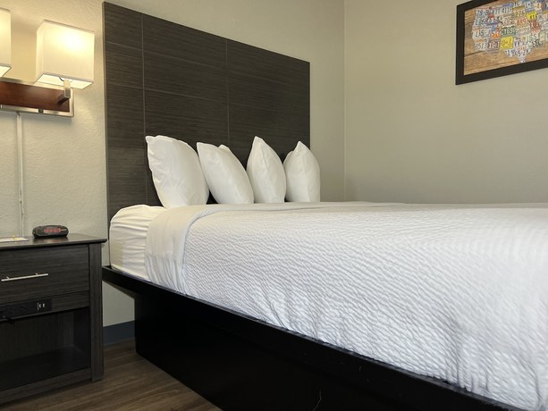 Imagen de la habitación del Hotel Days Inn By Wyndham Somerset Pa I-70 I-76. Foto 12