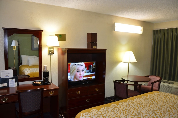 Imagen de la habitación del Hotel Days Inn By Wyndham Southern Hills/oru. Foto 5