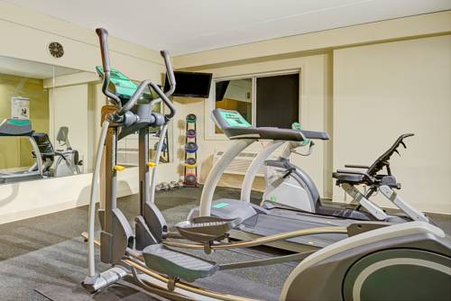 Imagen de los interiores del Hotel Days Inn By Wyndham Southington. Foto 15