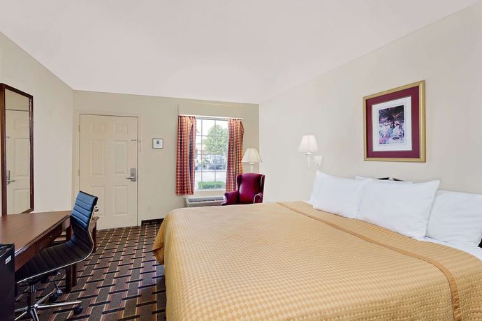 Imagen de la habitación del Hotel Days Inn By Wyndham Spartanburg. Foto 3