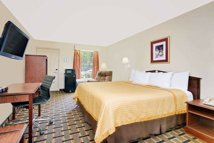 Imagen de la habitación del Hotel Days Inn By Wyndham Spartanburg. Foto 4