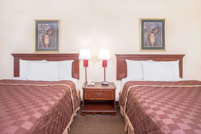 Imagen de la habitación del Hotel Days Inn By Wyndham Spartanburg Waccamaw. Foto 2