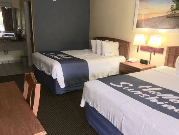 Imagen de la habitación del Hotel Days Inn By Wyndham Spartanburg Waccamaw. Foto 17
