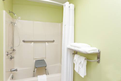 Imagen de la habitación del Hotel Days Inn By Wyndham Springfield. Foto 8