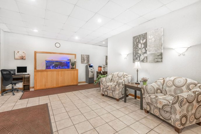 Imagen de los interiores del Hotel Days Inn By Wyndham St Clairsville. Foto 16