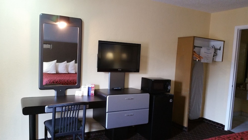 Imagen de la habitación del Hotel Days Inn By Wyndham St. Petersburg Central. Foto 8