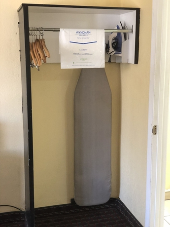 Imagen de la habitación del Hotel Days Inn By Wyndham St. Petersburg Central. Foto 9