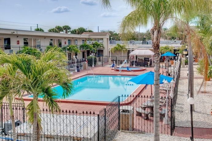 Imagen general del Hotel Days Inn By Wyndham St. Petersburg Tampa Bay Area. Foto 1