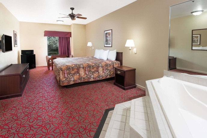 Imagen de la habitación del Hotel Days Inn By Wyndham St Peters/st Charles. Foto 3