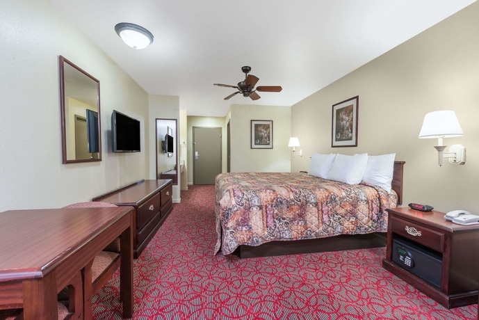 Imagen de la habitación del Hotel Days Inn By Wyndham St Peters/st Charles. Foto 11