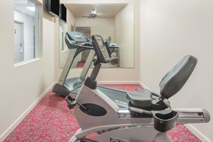 Imagen de los interiores del Hotel Days Inn By Wyndham St Peters/st Charles. Foto 16