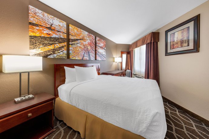 Imagen de la habitación del Hotel Days Inn By Wyndham St. Robert Waynesville/ft. Leonard Wood. Foto 8
