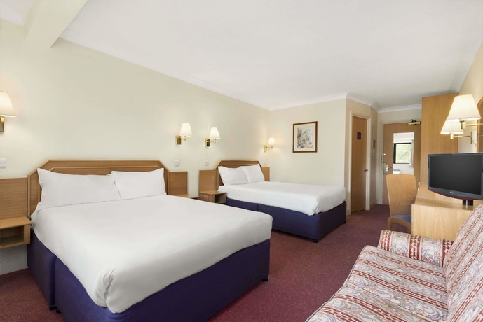 Imagen de la habitación del Hotel Days Inn By Wyndham Stafford. Foto 7