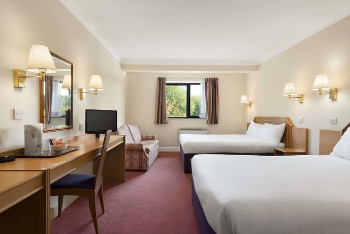 Imagen de la habitación del Hotel Days Inn By Wyndham Stafford. Foto 9