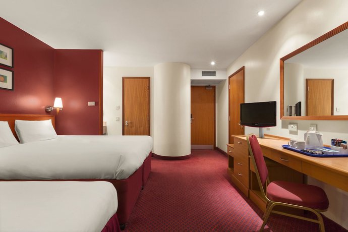 Imagen de la habitación del Hotel Days Inn By Wyndham Stevenage North. Foto 12