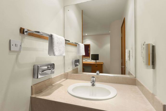 Imagen de la habitación del Hotel Days Inn By Wyndham Stevenage North. Foto 13