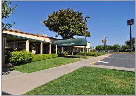 Imagen de la habitación del Hotel Days Inn By Wyndham Stockton. Foto 2