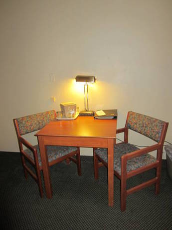 Imagen de la habitación del Hotel Days Inn By Wyndham Stockton. Foto 16