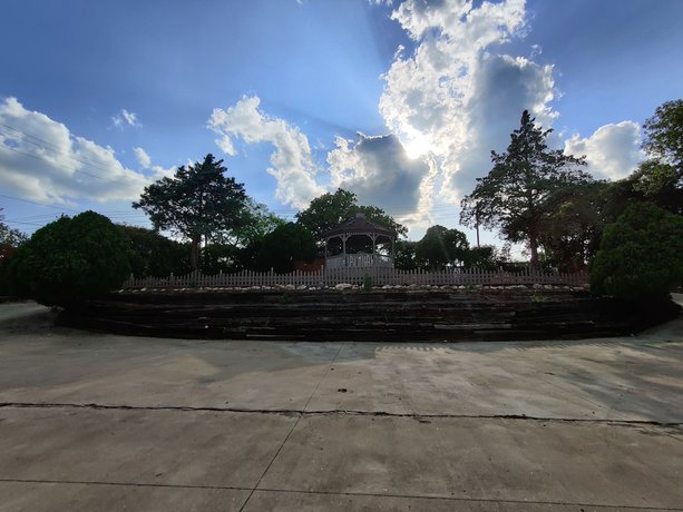 Imagen general del Hotel Days Inn By Wyndham Suites Fredericksburg. Foto 5