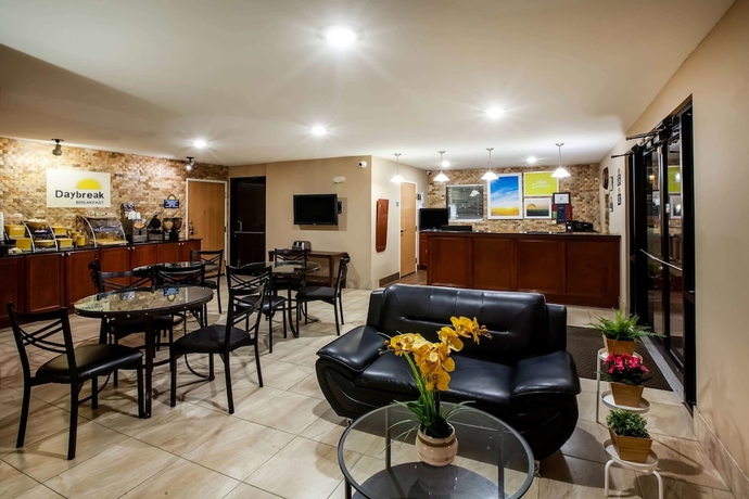 Imagen del bar/restaurante del Hotel Days Inn By Wyndham Sulphur La. Foto 2