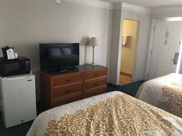 Imagen de la habitación del Hotel Days Inn By Wyndham Sulphur West. Foto 8