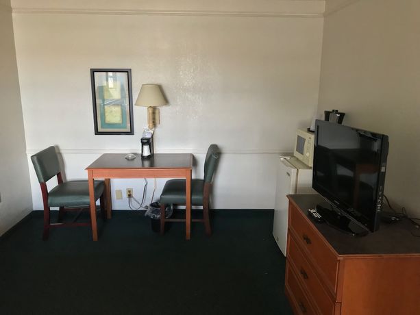 Imagen de la habitación del Hotel Days Inn By Wyndham Sulphur West. Foto 10