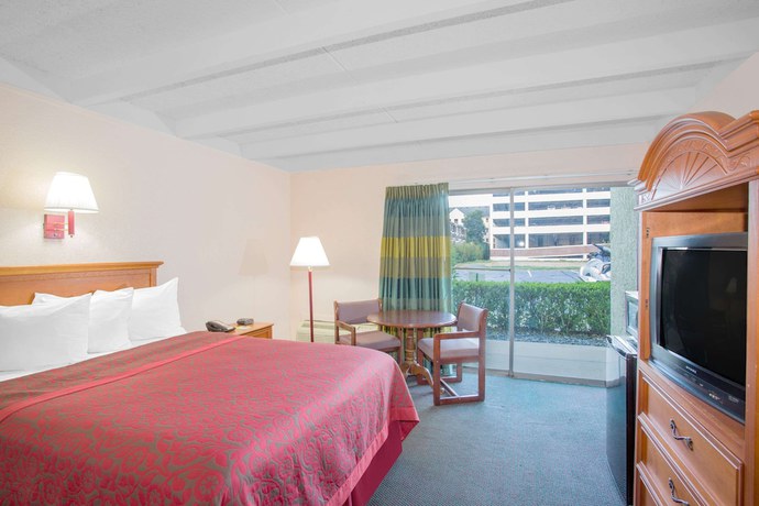 Imagen de la habitación del Hotel Days Inn By Wyndham Tallahassee University Center. Foto 8