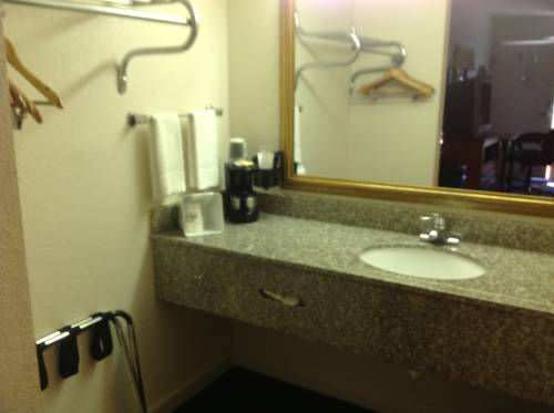 Imagen de la habitación del Hotel Days Inn By Wyndham Tallahassee-government Center. Foto 2