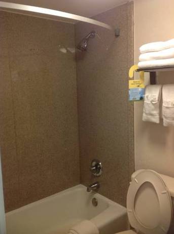 Imagen de la habitación del Hotel Days Inn By Wyndham Tallahassee-government Center. Foto 3