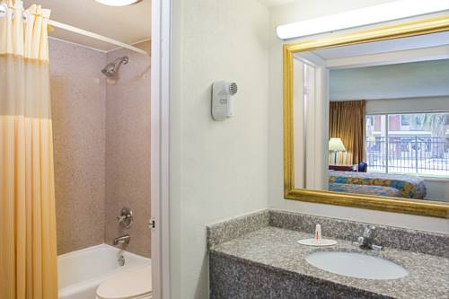 Imagen de la habitación del Hotel Days Inn By Wyndham Tallahassee-government Center. Foto 8
