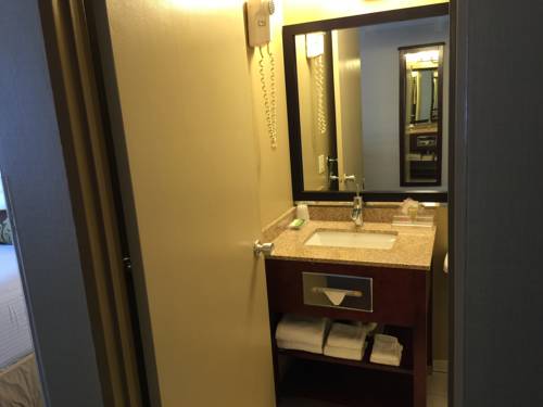 Imagen de la habitación del Hotel Days Inn By Wyndham Terrace. Foto 15