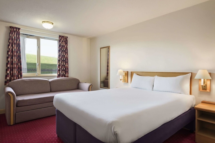 Imagen de la habitación del Hotel Days Inn By Wyndham Tewkesbury Strensham. Foto 4