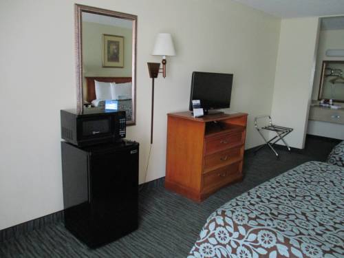 Imagen de la habitación del Hotel Days Inn By Wyndham Titusville Kennedy Space Center. Foto 6