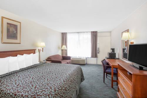 Imagen de la habitación del Hotel Days Inn By Wyndham Titusville Kennedy Space Center. Foto 16