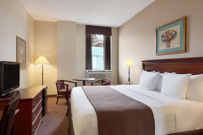 Imagen de la habitación del Hotel Days Inn By Wyndham Toronto East Beaches. Foto 10
